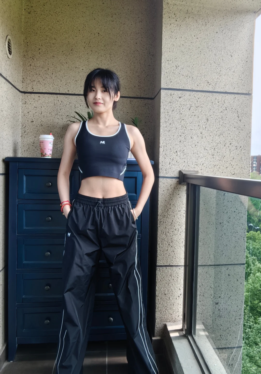 今天的肌肉线条感是拉力带给的