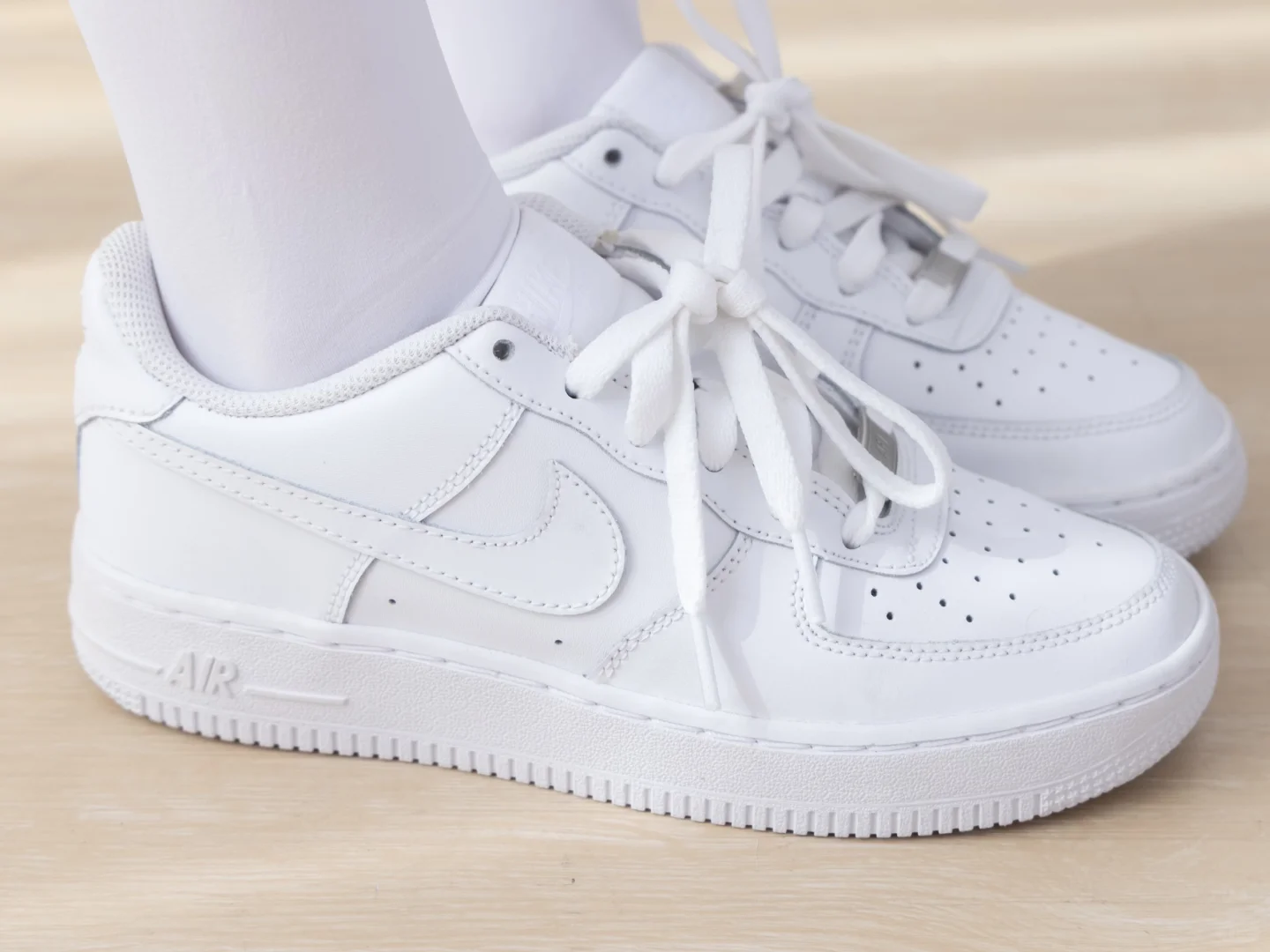 白色JK白裤袜+Air Force 1空军一号