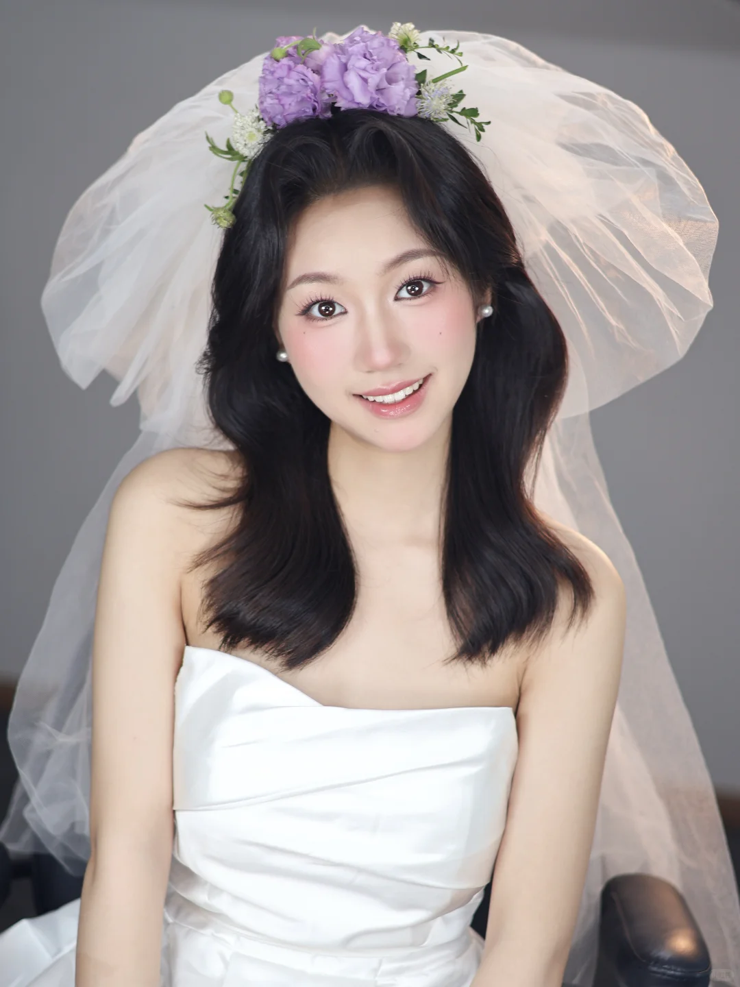 小偿妆面模特