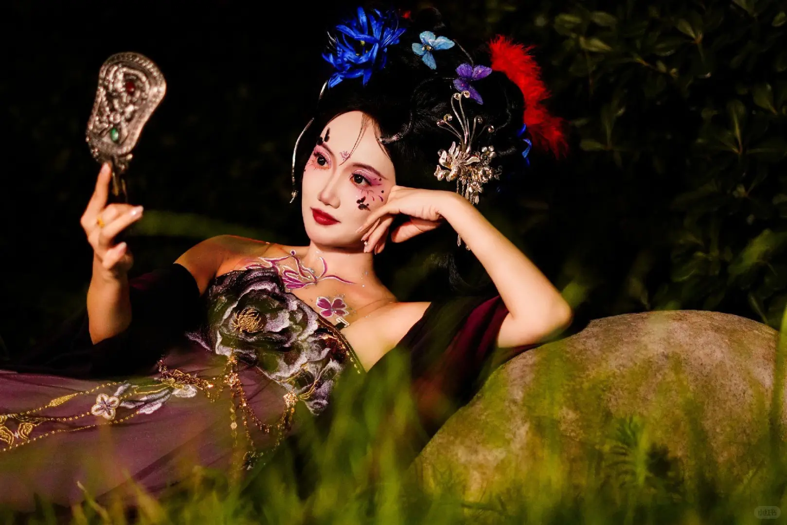 妩媚妖娆，美到极致，每一帧，每秒都爱不释眼。