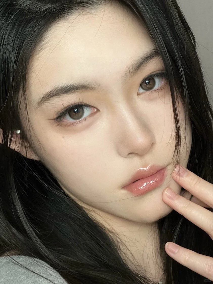 秋日小亚麻！有baby嫩模时期古早感太美了