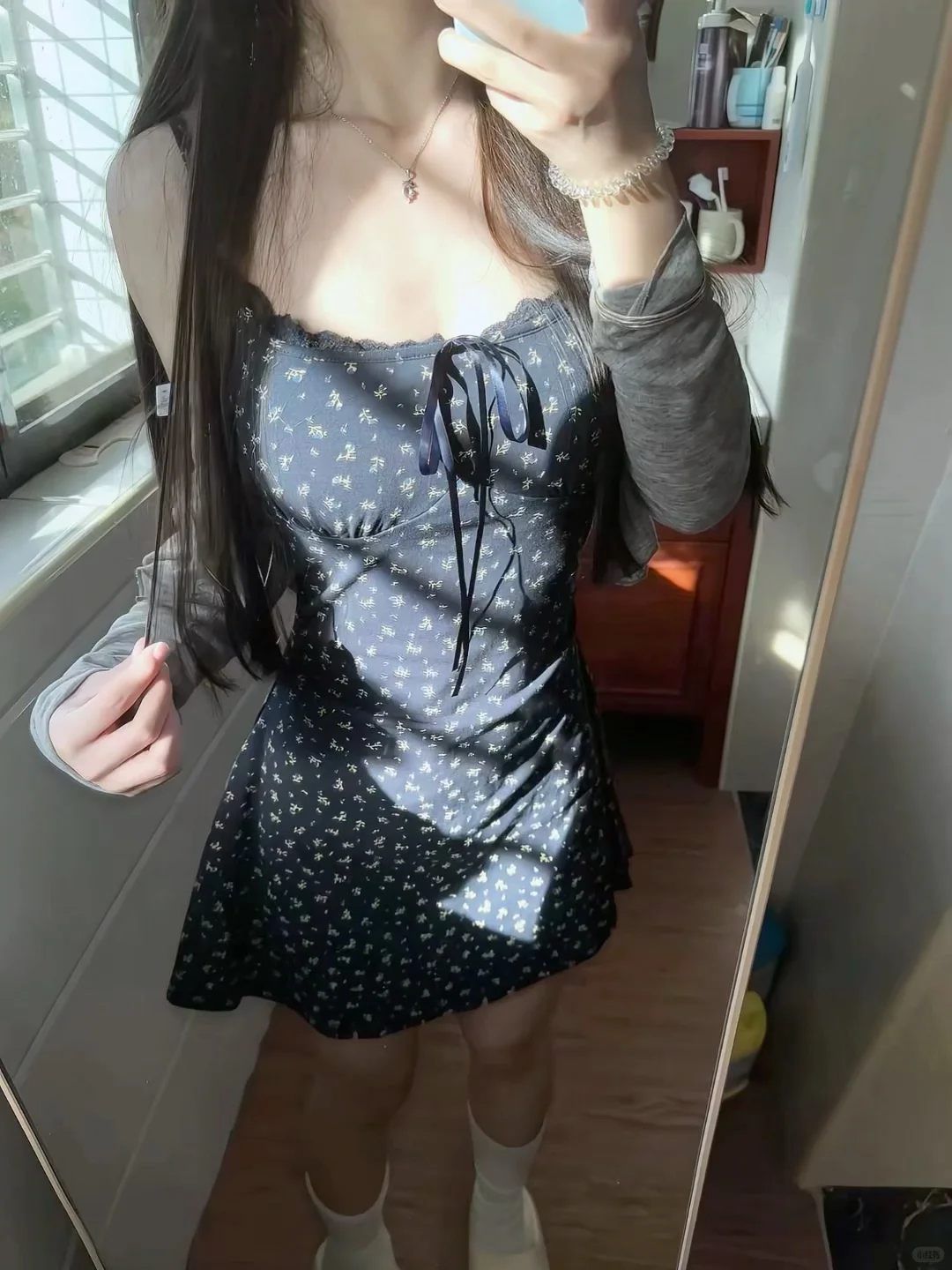 今天穿这套碎花裙，好韩系～