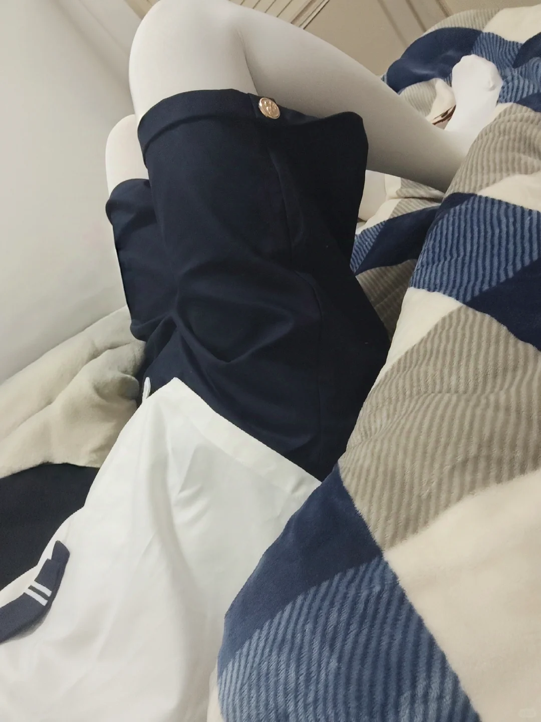水手服和白丝很配?