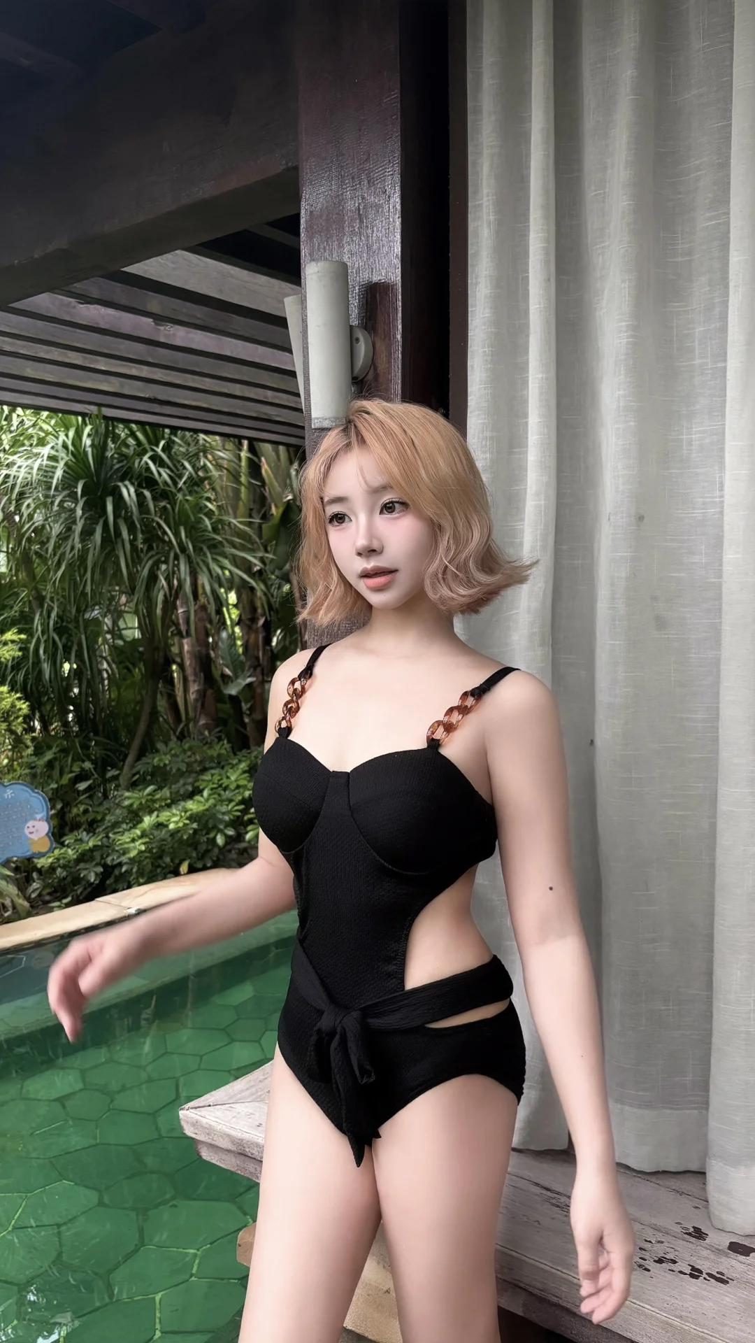 外卖随便点的泳衣没想到挺好看的