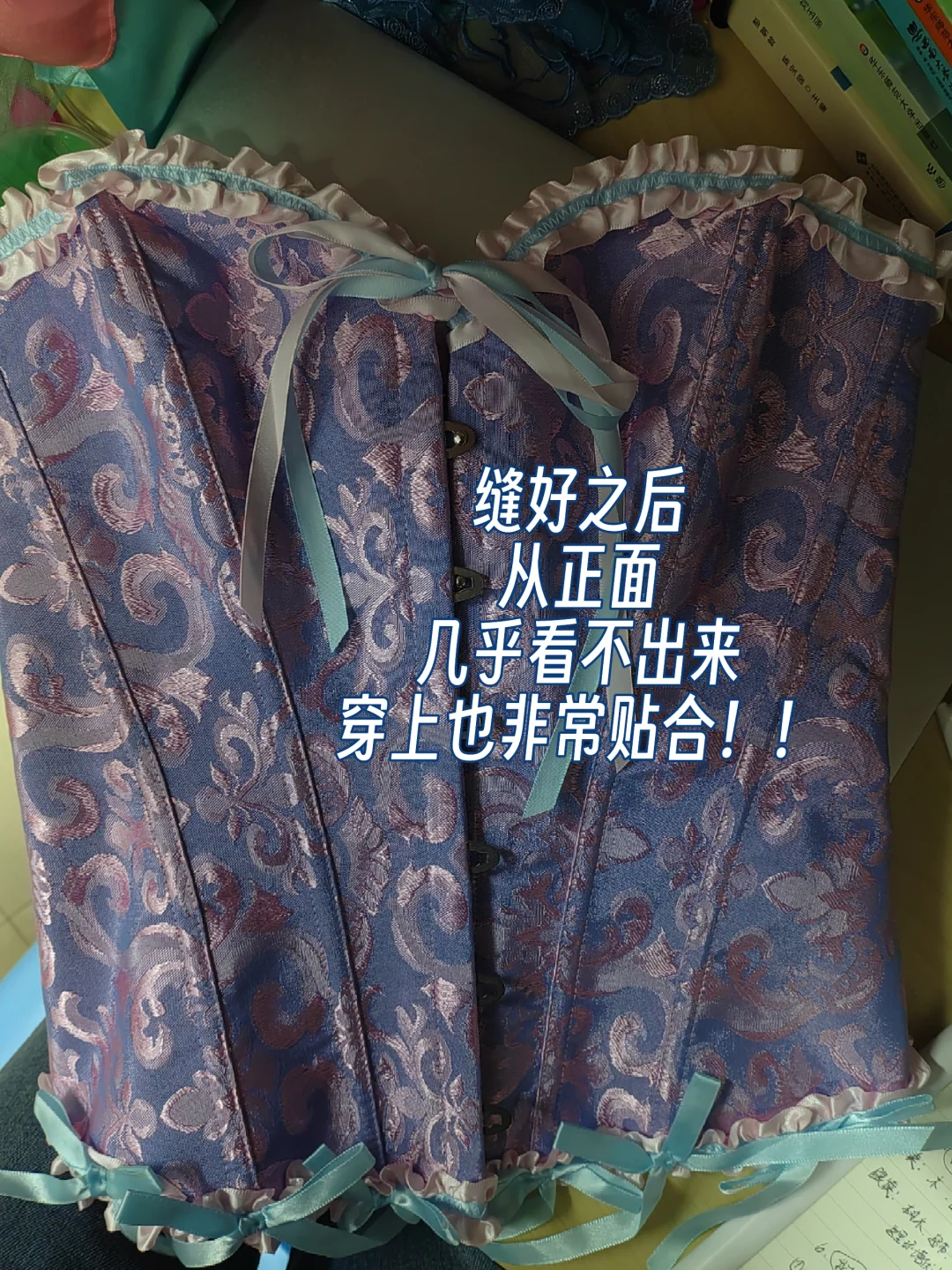 太好了，瘦子穿鱼骨胸衣不空杯了