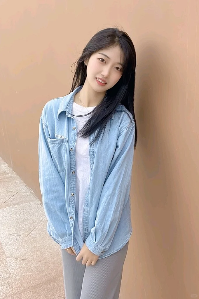 98年的小幼师 处吗 大胆一点