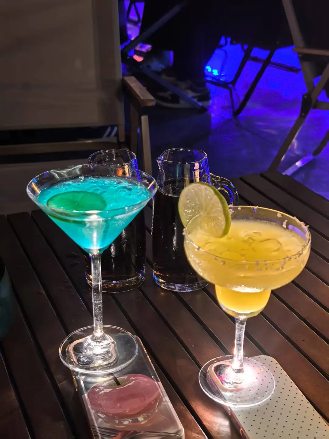 🥂🩵💭做个情绪稳定的女孩子～