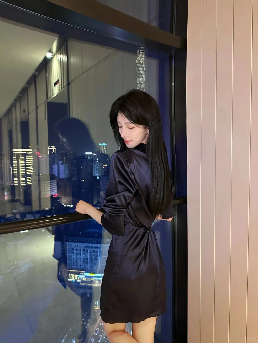 精致优雅,自信从容的都市女性魅力