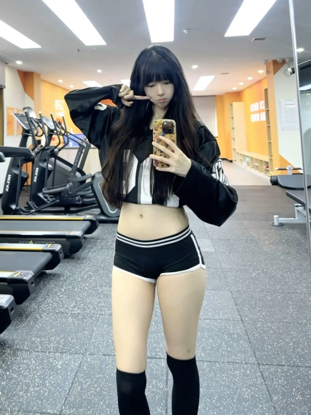 爱穿oversize的女孩