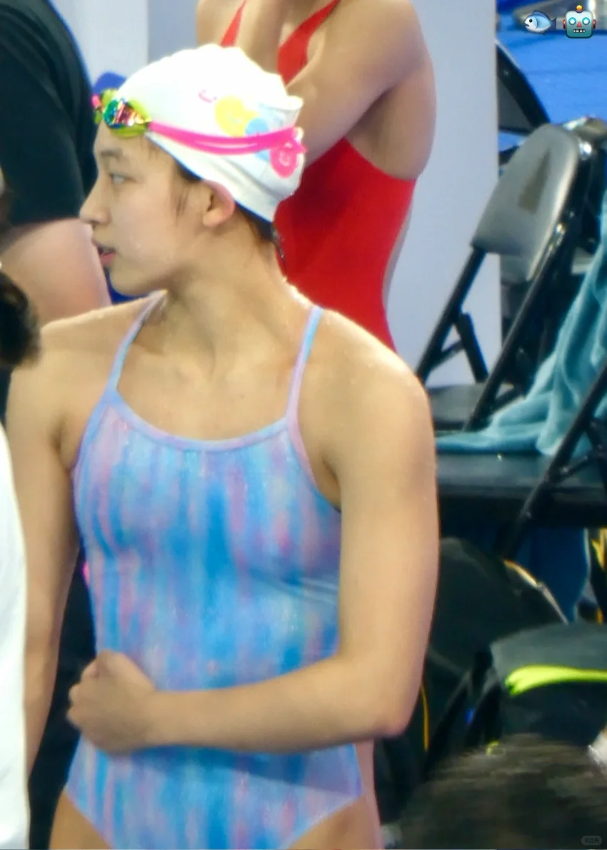 🏊🏻‍♀️严窕珊｜珊妹笑得好萌