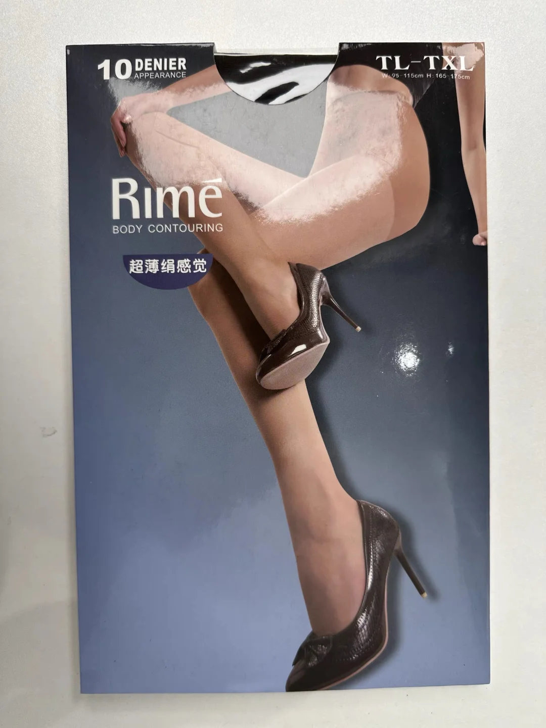 如口红效应一般的“丝袜效应”
