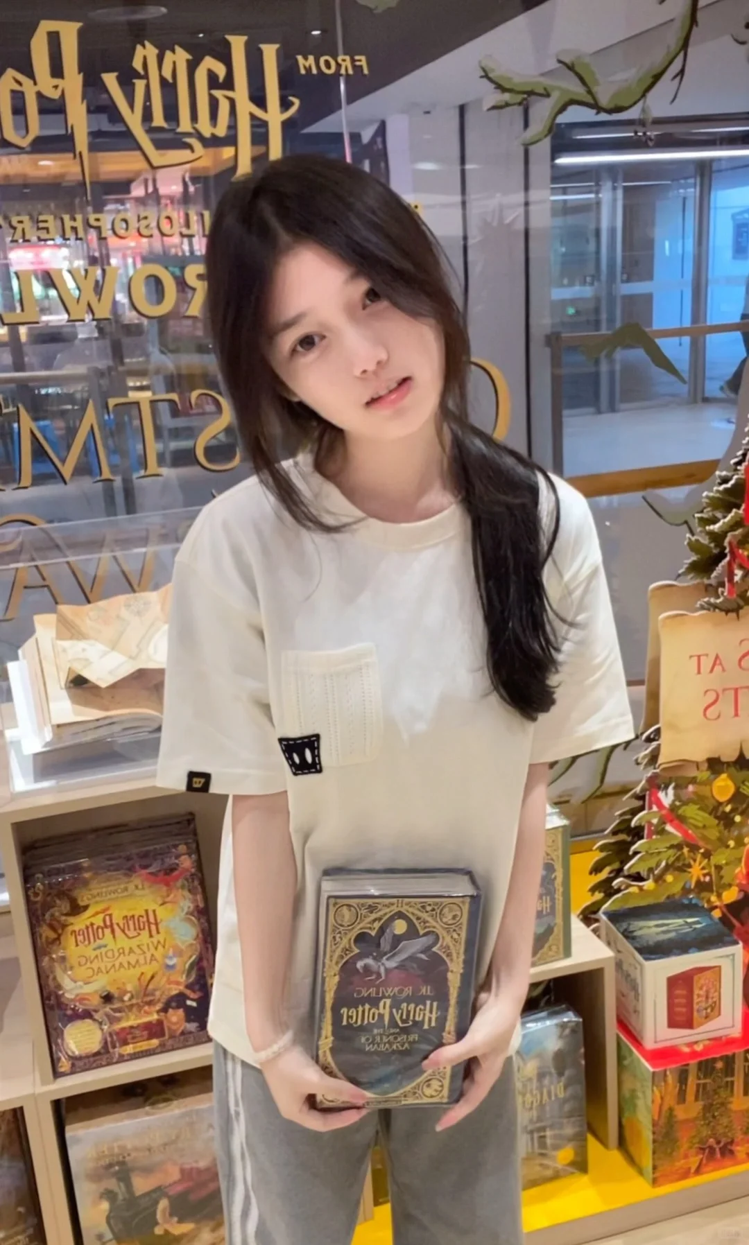 我看谁还不会在书店拍照📷
