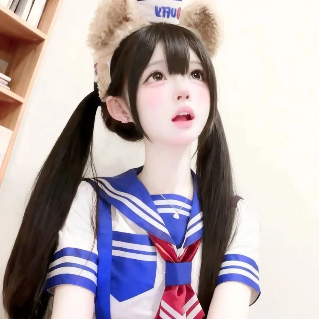 女 头｜亲吻