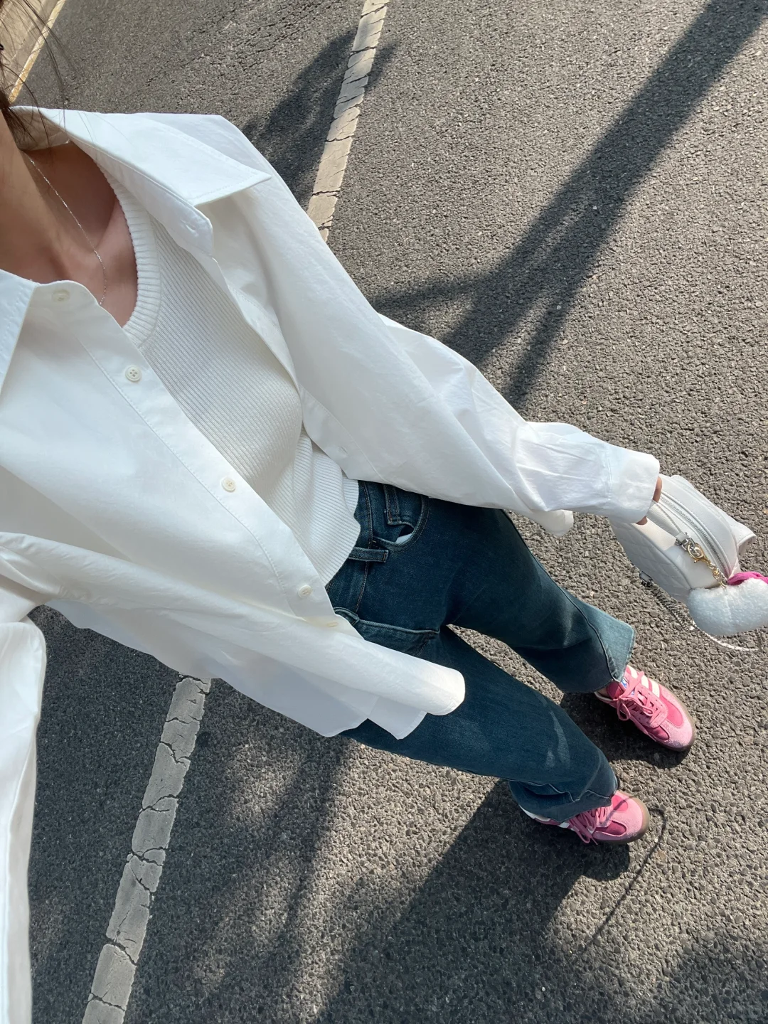 显脚脖子细的蓝蓝牛仔 我爱穿