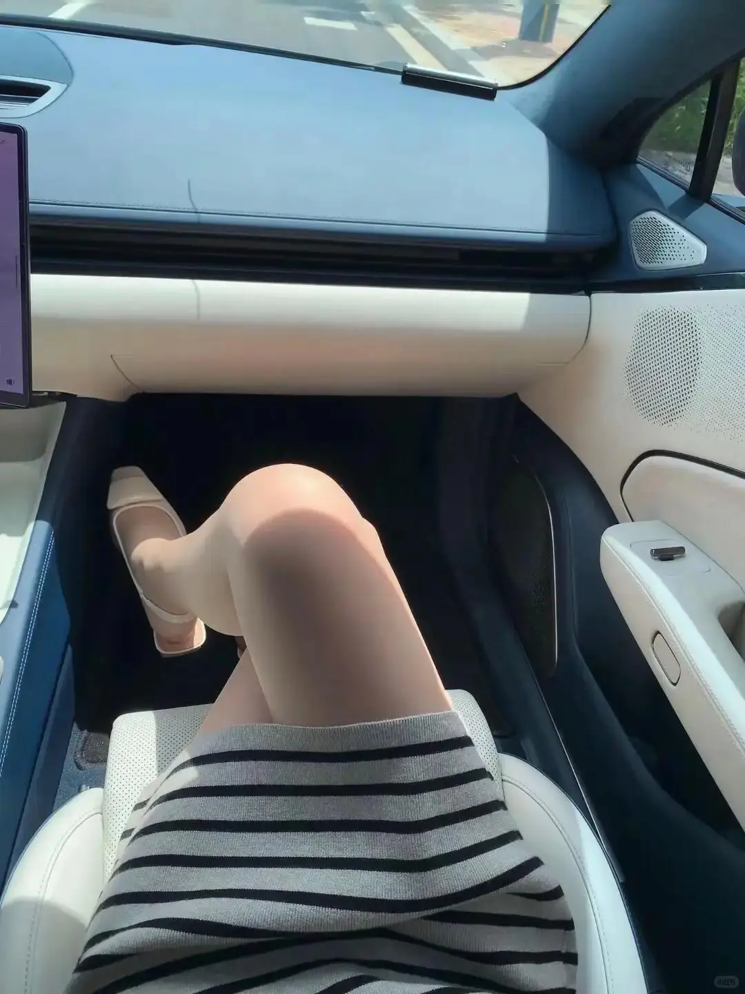 好喜欢薄薄的感觉,超丝滑。