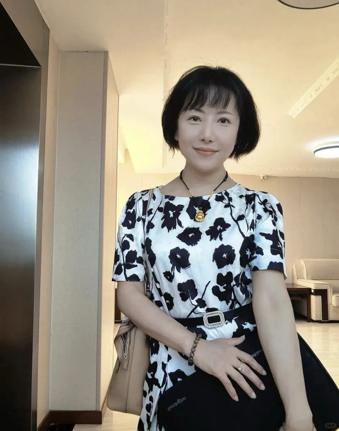 美女阿姨｜好事坏事，终归，都成往事