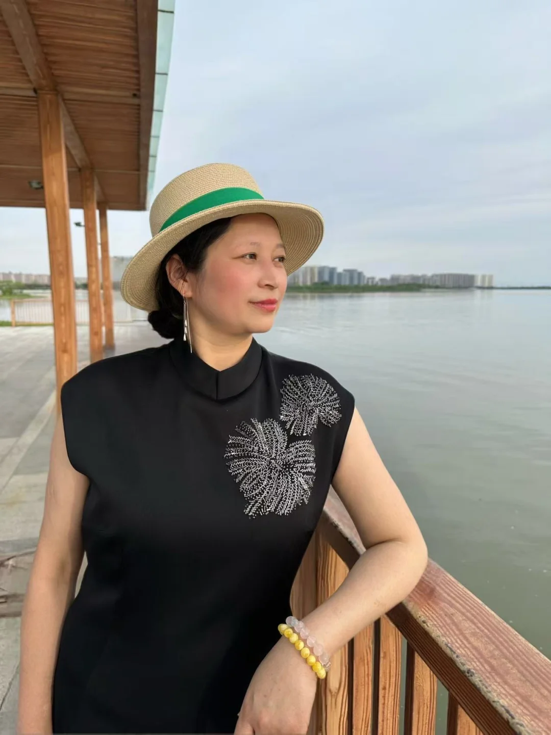 岁月从不败美人 70后多的是那份从容与坚韧