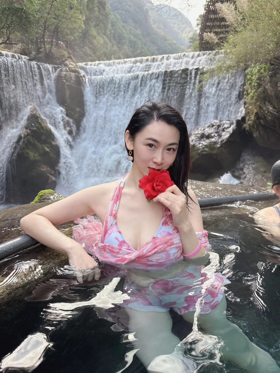 山野间独享泳池