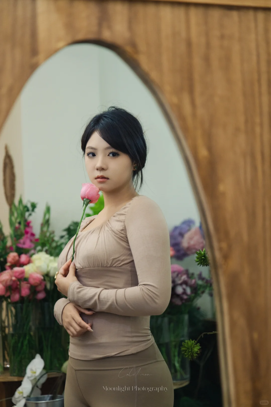 734‖人善变人妻