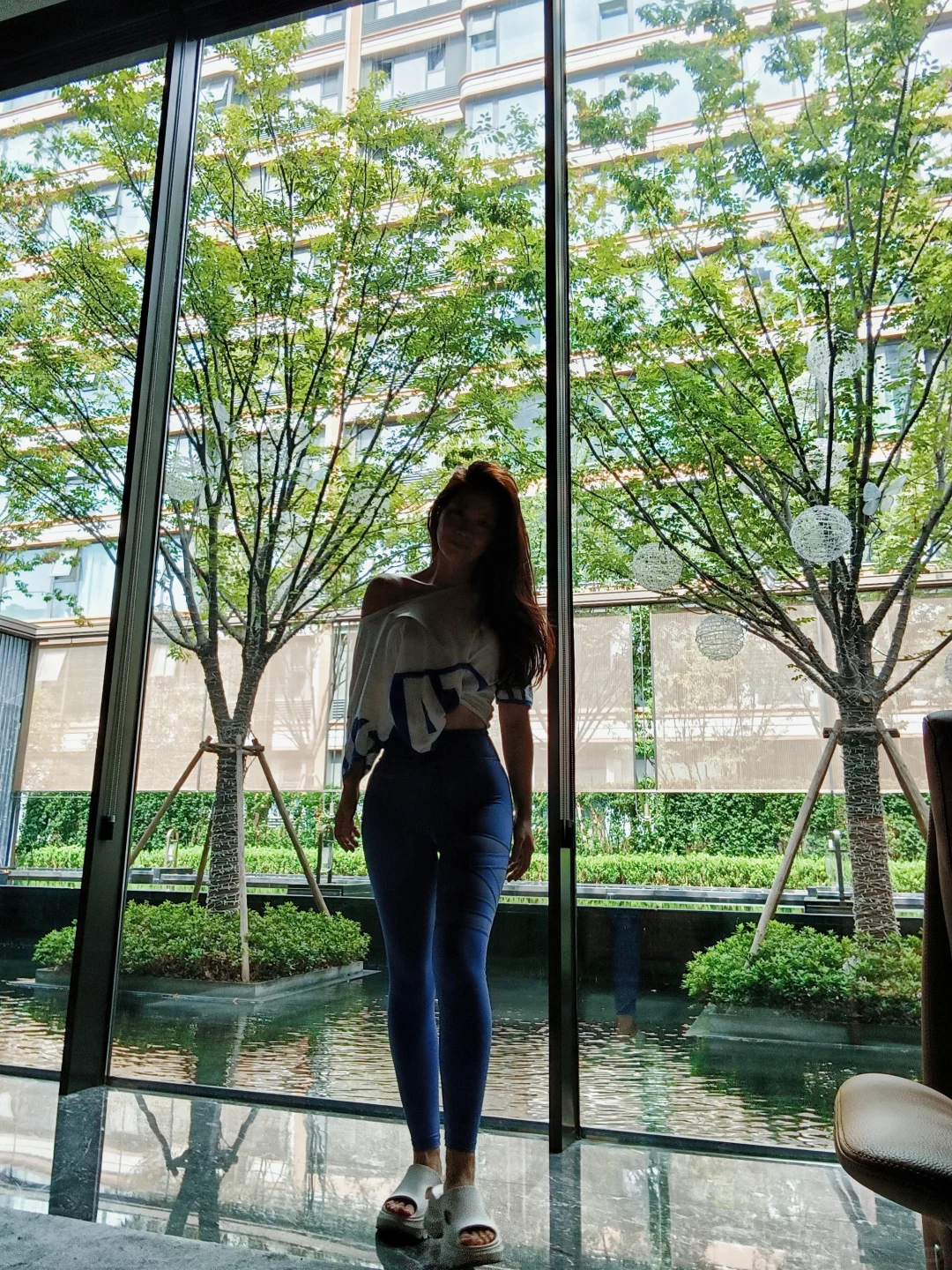 40+ 婀娜多姿的 活在轻盈的频率中