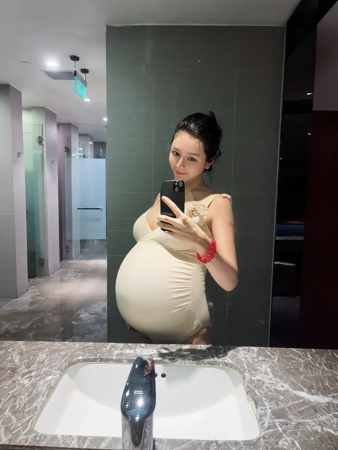 游泳就是对抗孕激素的神！！！