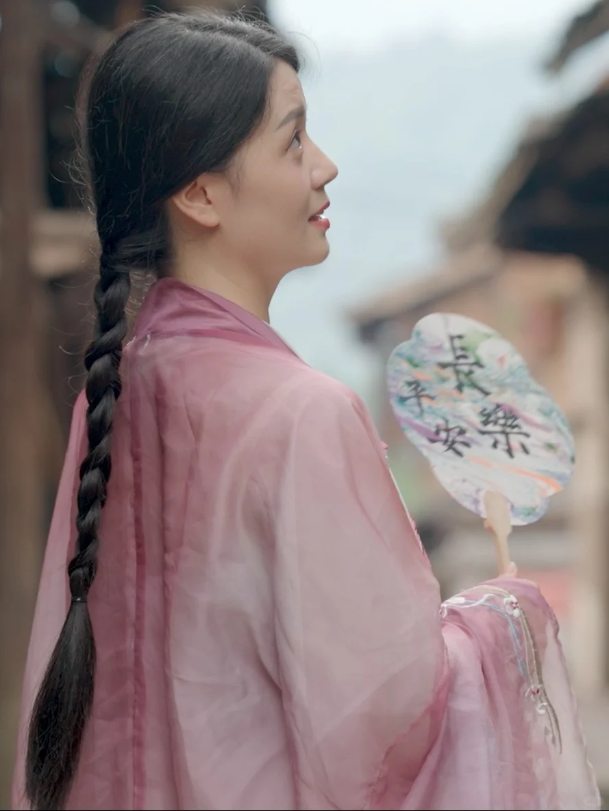 雅安“雅女”｜山水养出的灵秀女孩是怎样的？