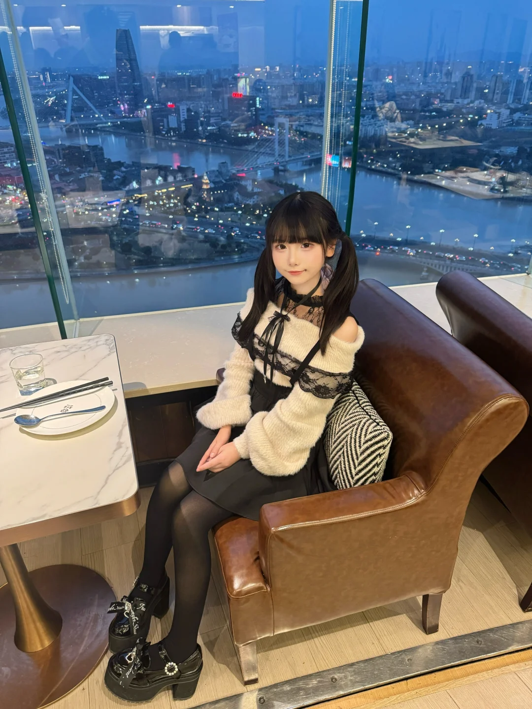 穿mars过情人节💌