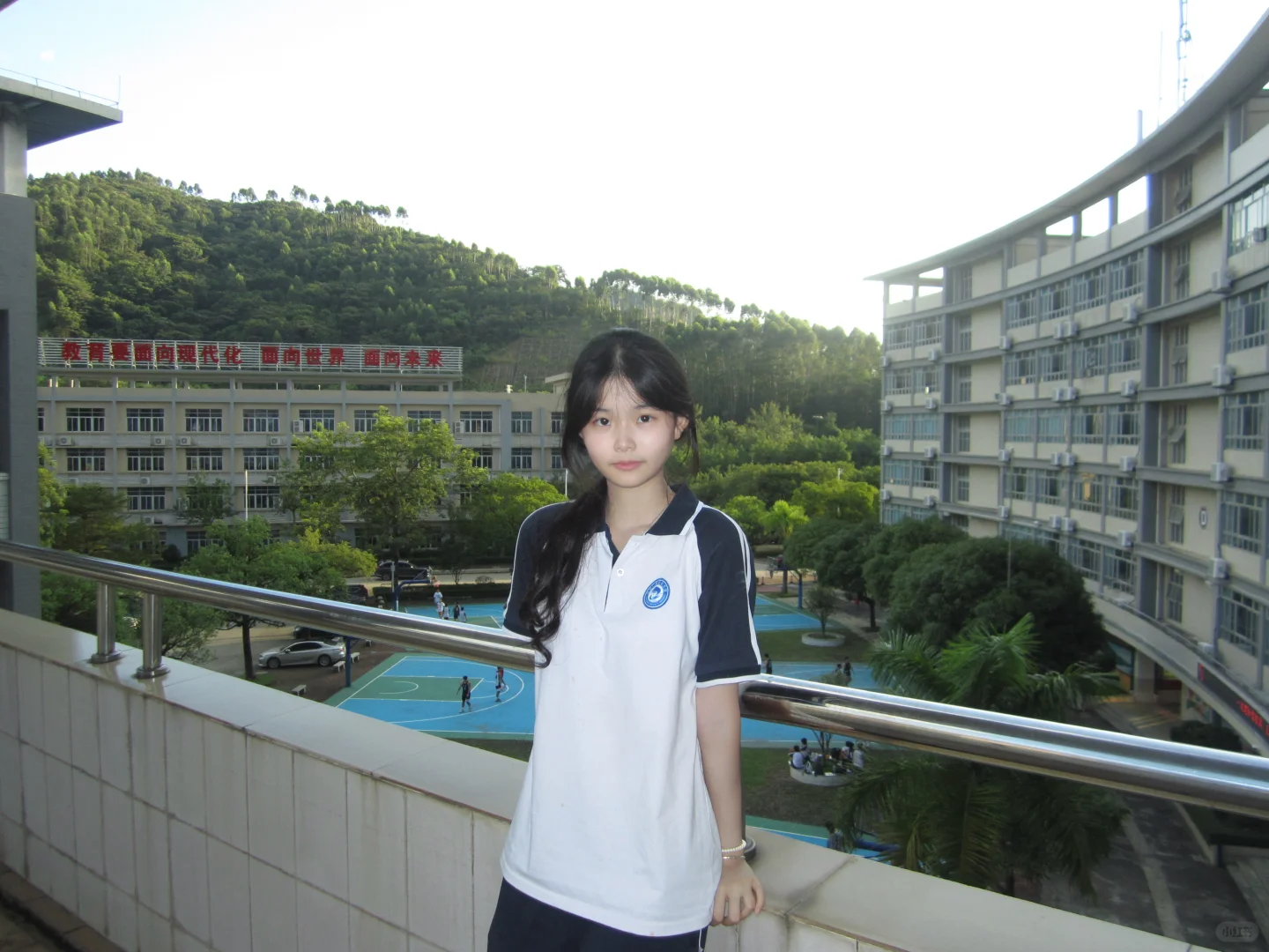 校园随拍台风停课前