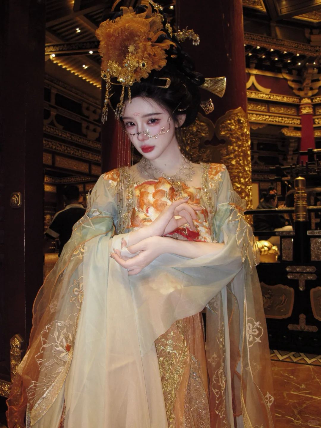 云想衣裳花想容，最美不过大唐风