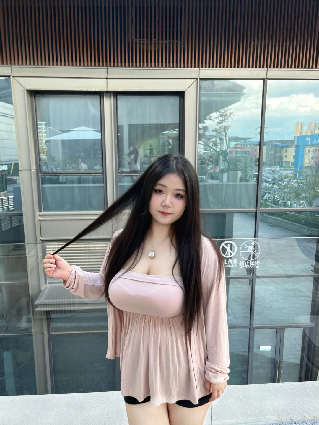 脸基础 穿搭就不基础