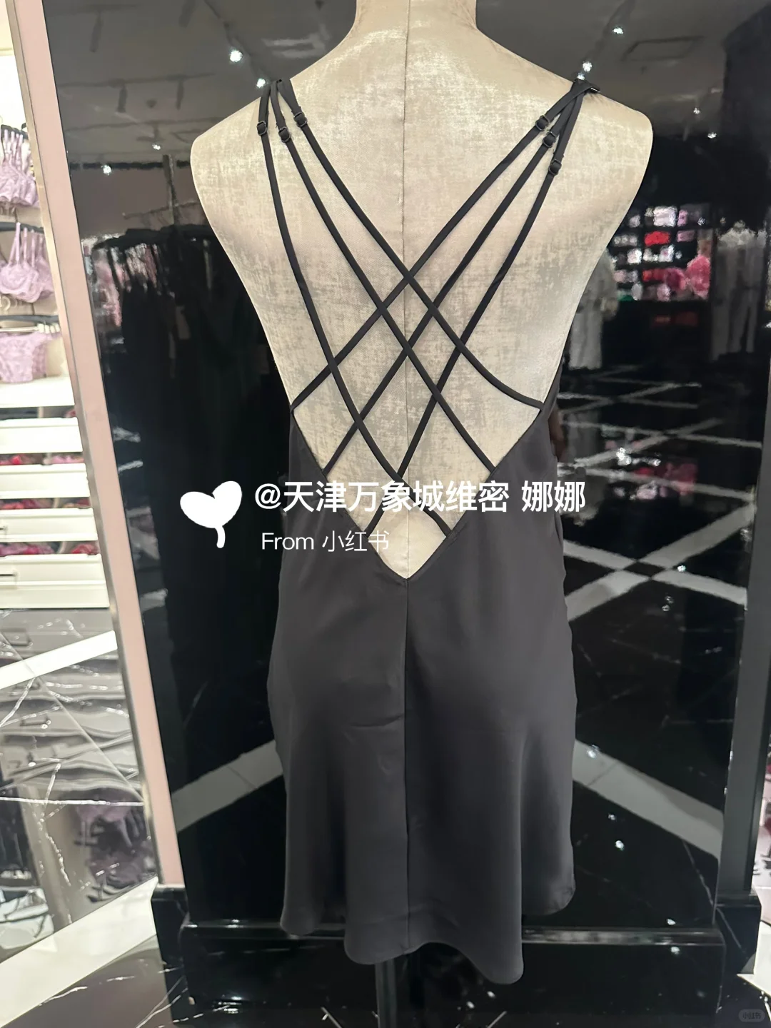 维密的性感吊带裙 美到惊艳