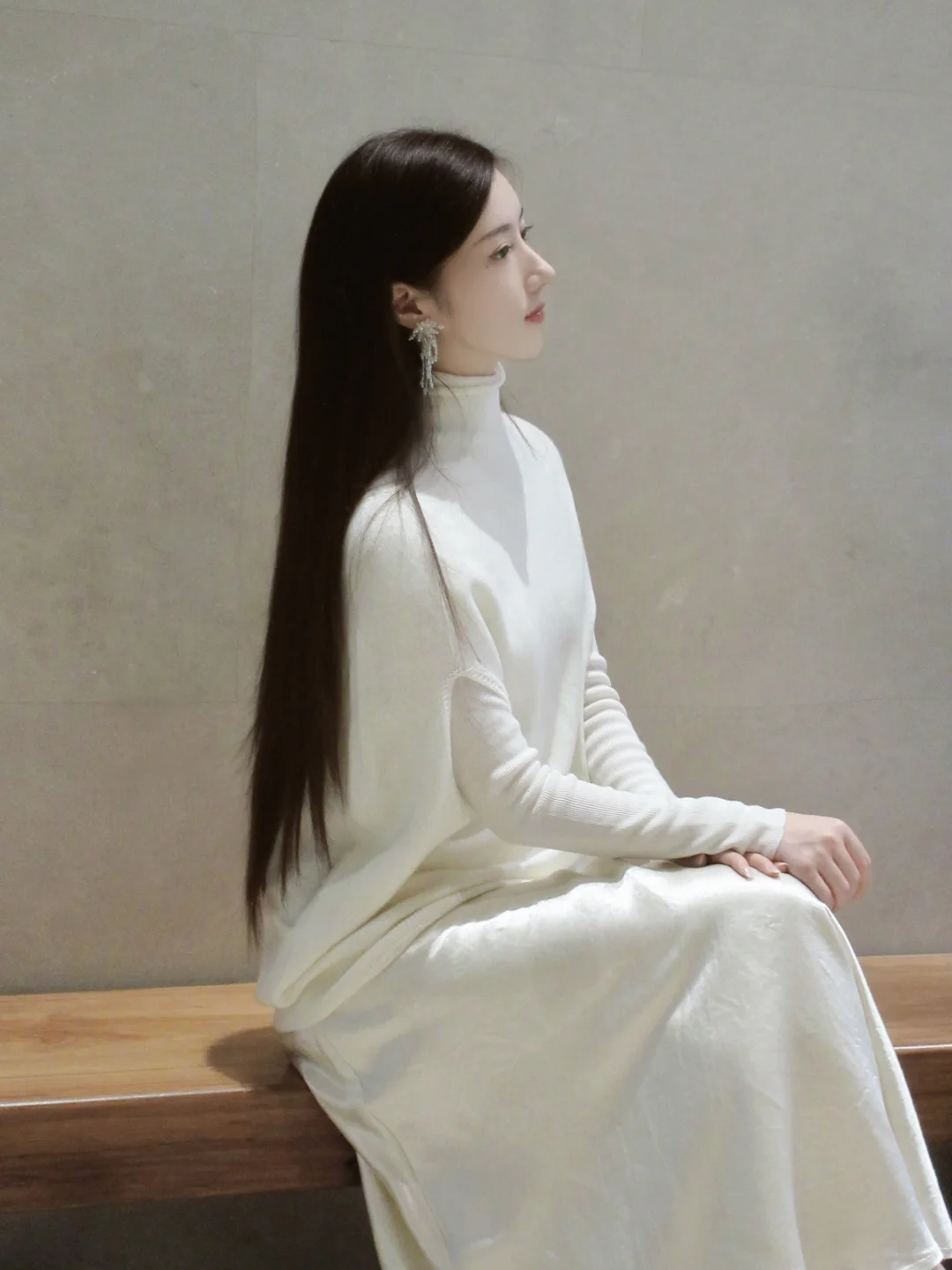 “她身上有一种清冷的疏离感”