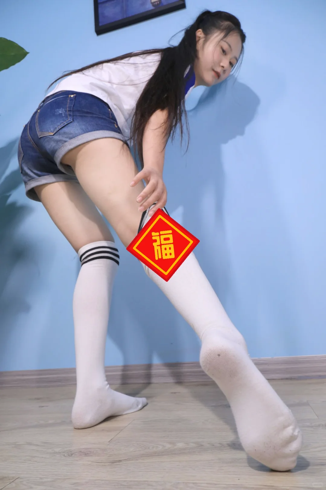 典狱长 | 白袜过膝yyds