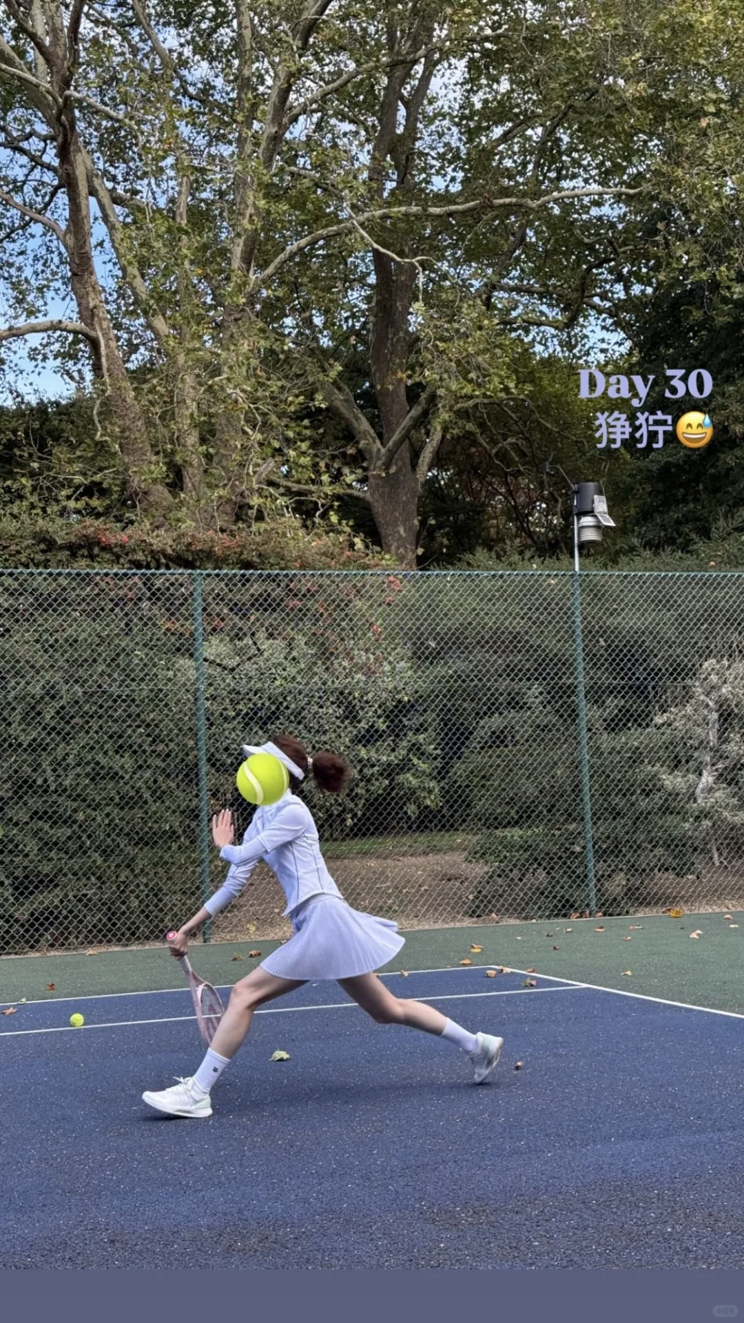 章泽天Ins更新｜网球好难🎾