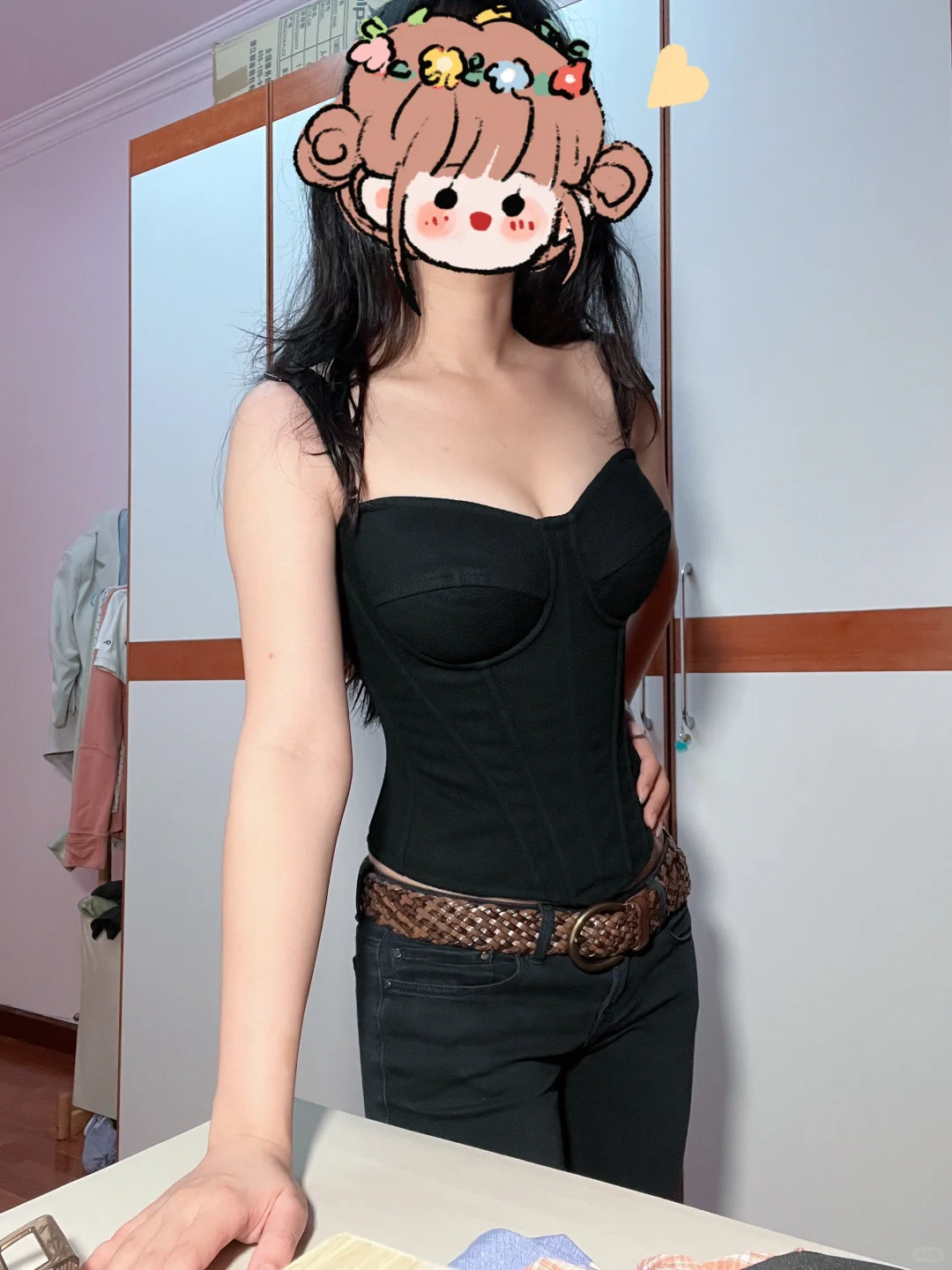 黑华夫胸衣 只可远观