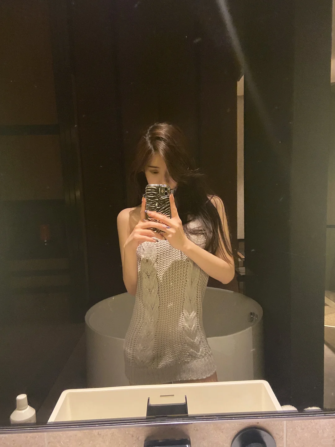 很爱对镜拍