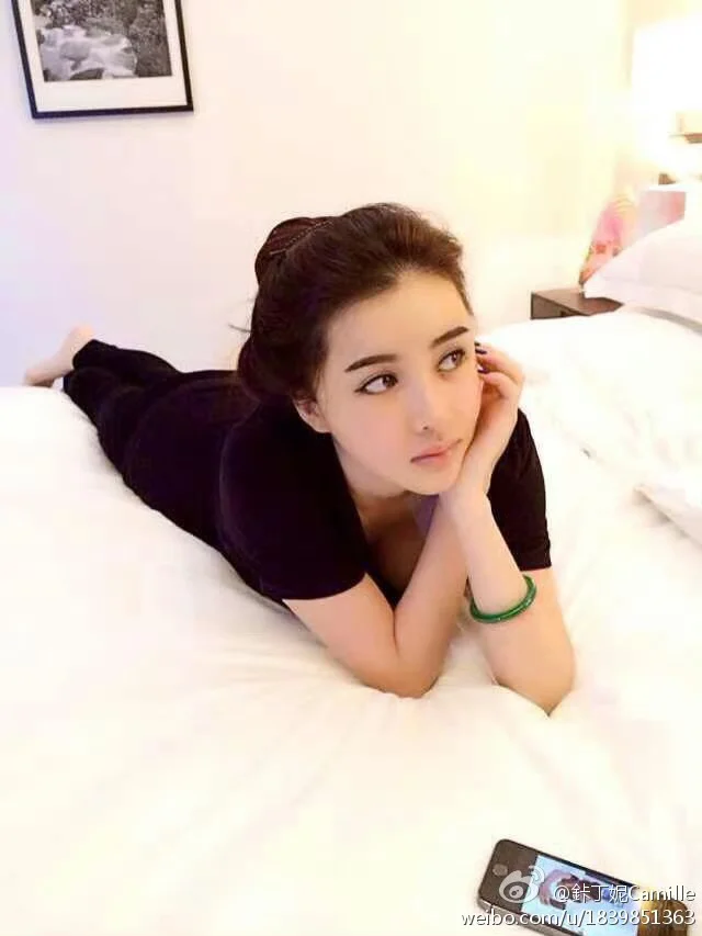 考古老剧之发现的大美女