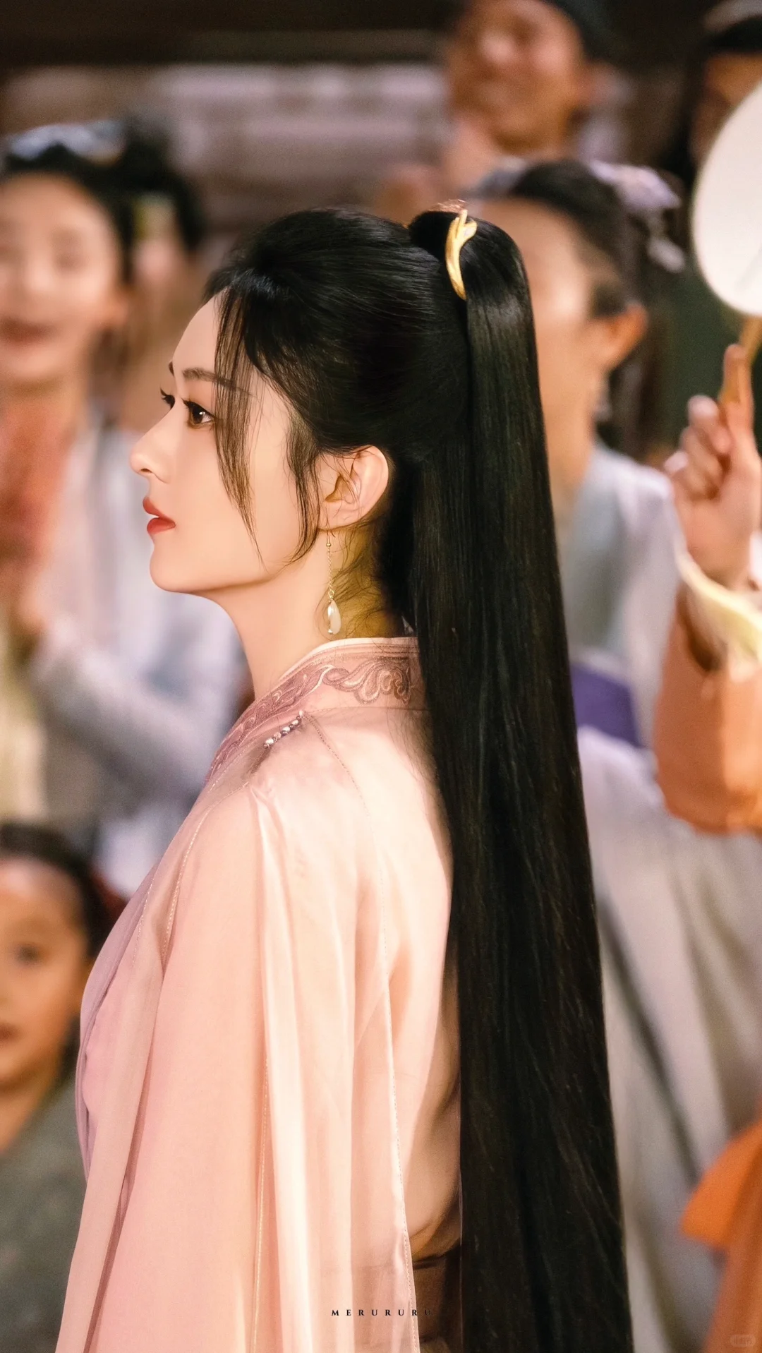 “原来凤凰比烟火和花灯更美”