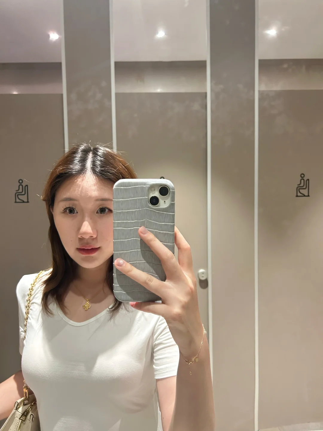 zara试衣间