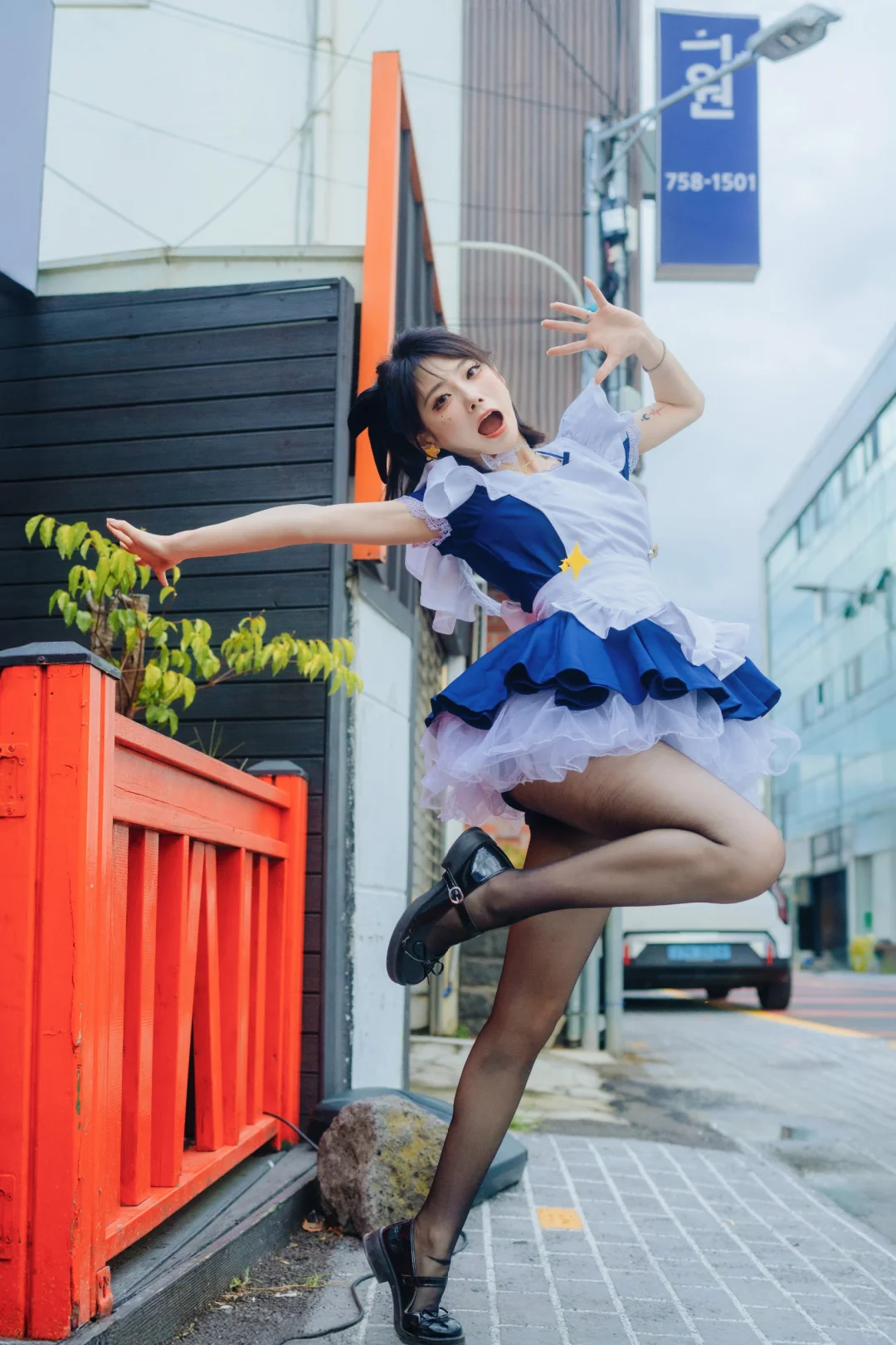 “故事女主向你跑来”