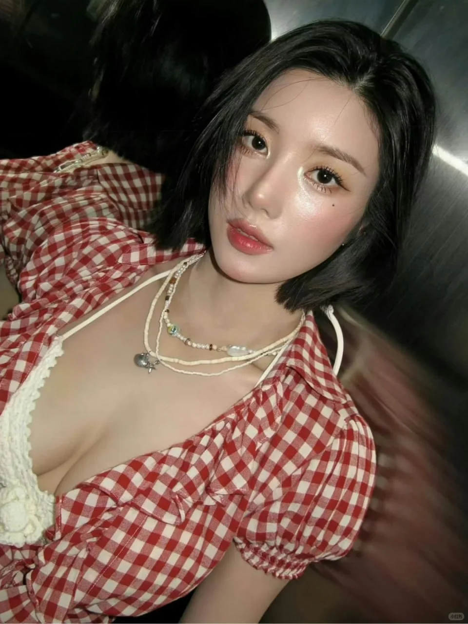 权恩妃 水弹音乐节现场穿搭，这身材太美了！