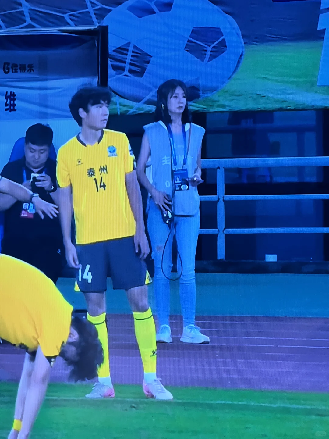 奥体女神贾紫婷？