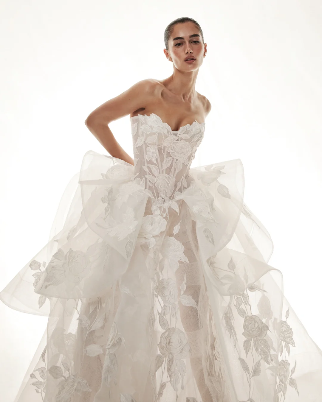 秀场积累 | 2026春夏MoniqueLhuillier婚纱