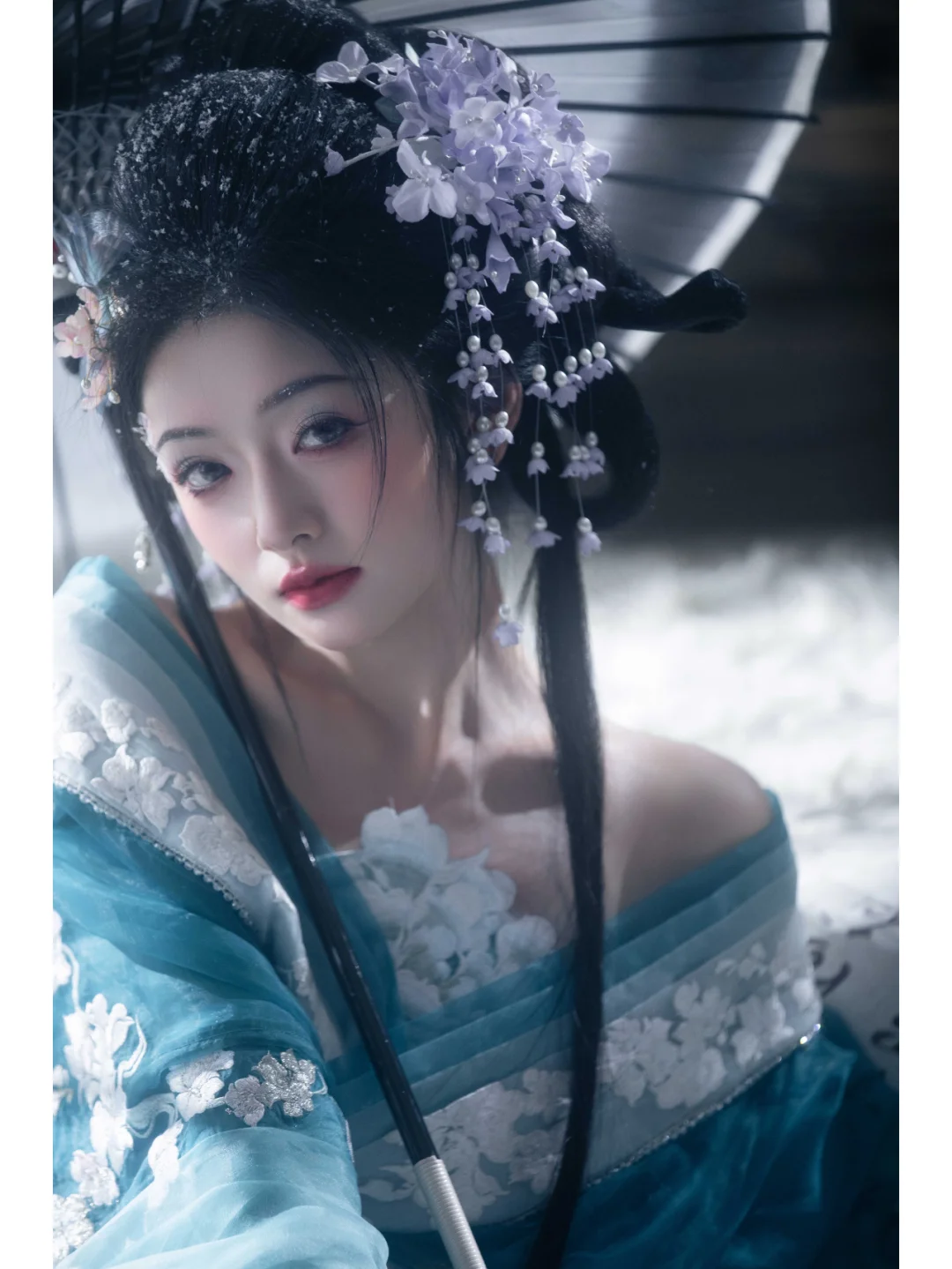 三更月,中庭恰照梨花雪🕊️冬日意境感写真