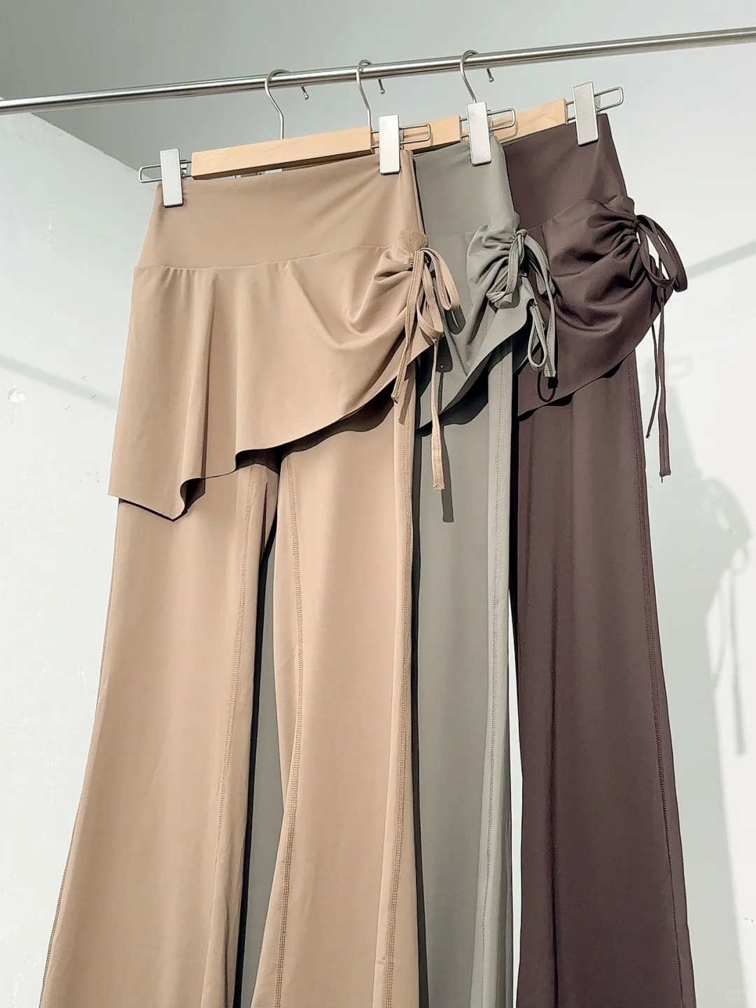 遮胯还显瘦!我要怒夸一百次的微喇瑜伽裤‼️