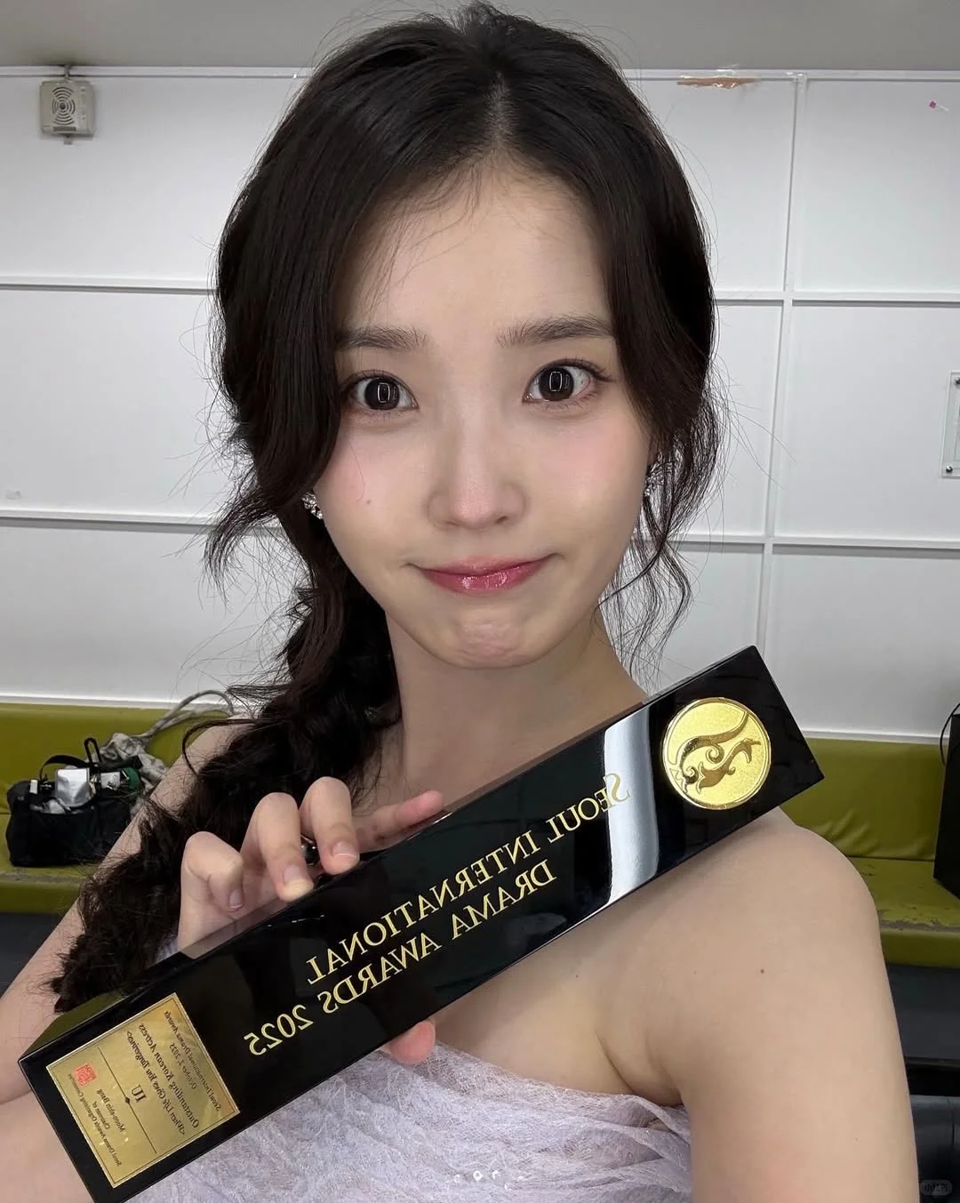 IU女神更新ins了🫶好美好美