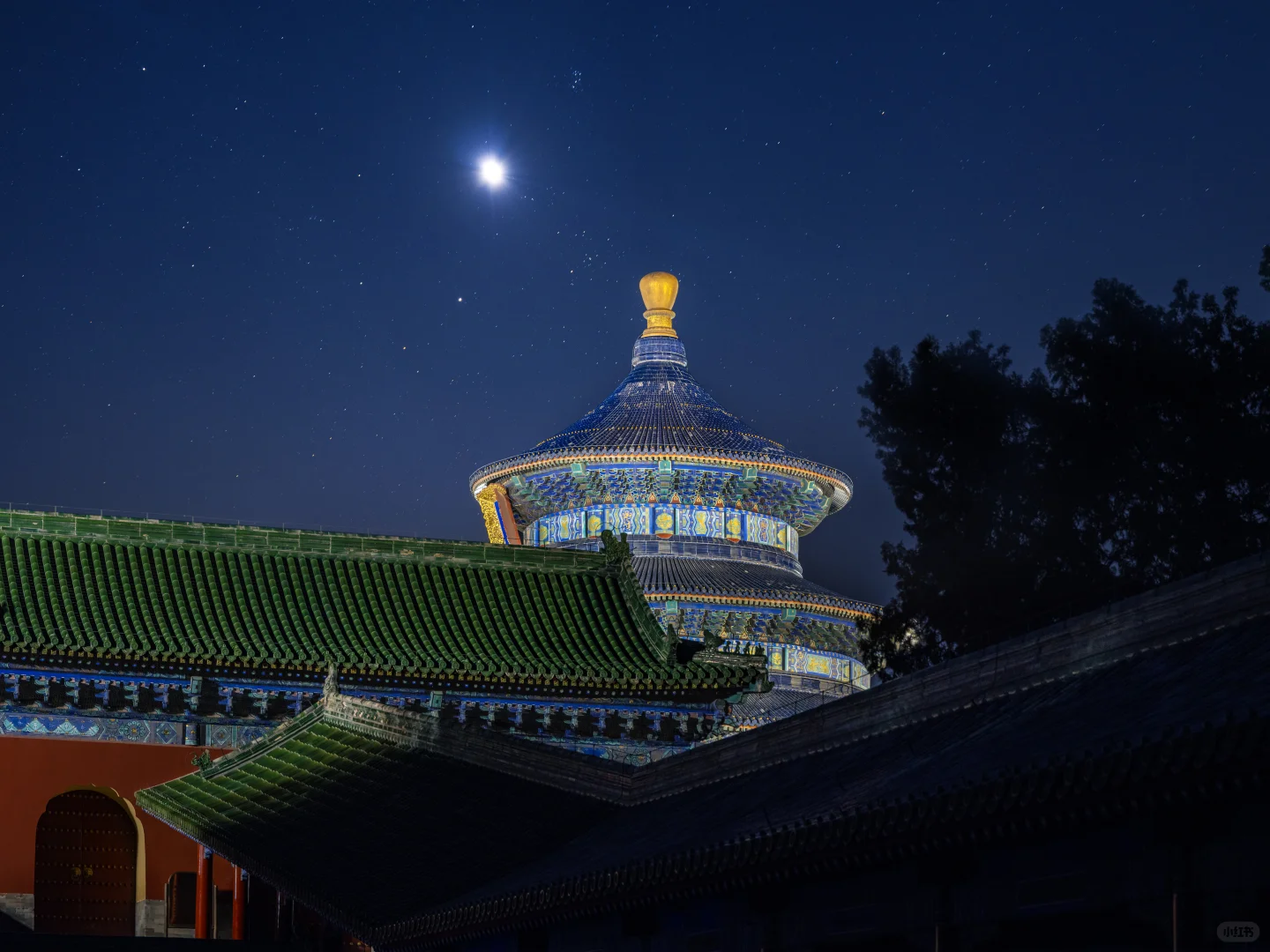 天坛祈年殿亮灯后，“天上宫阙”具象了！