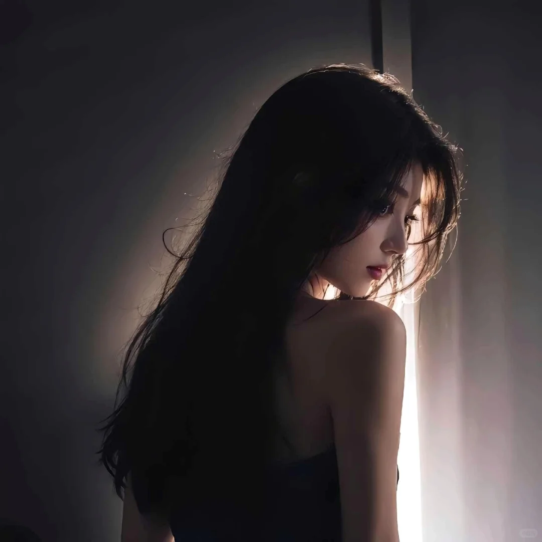 𝙒𝙚𝘾𝙝𝙖𝙩｜御姐感女生头像