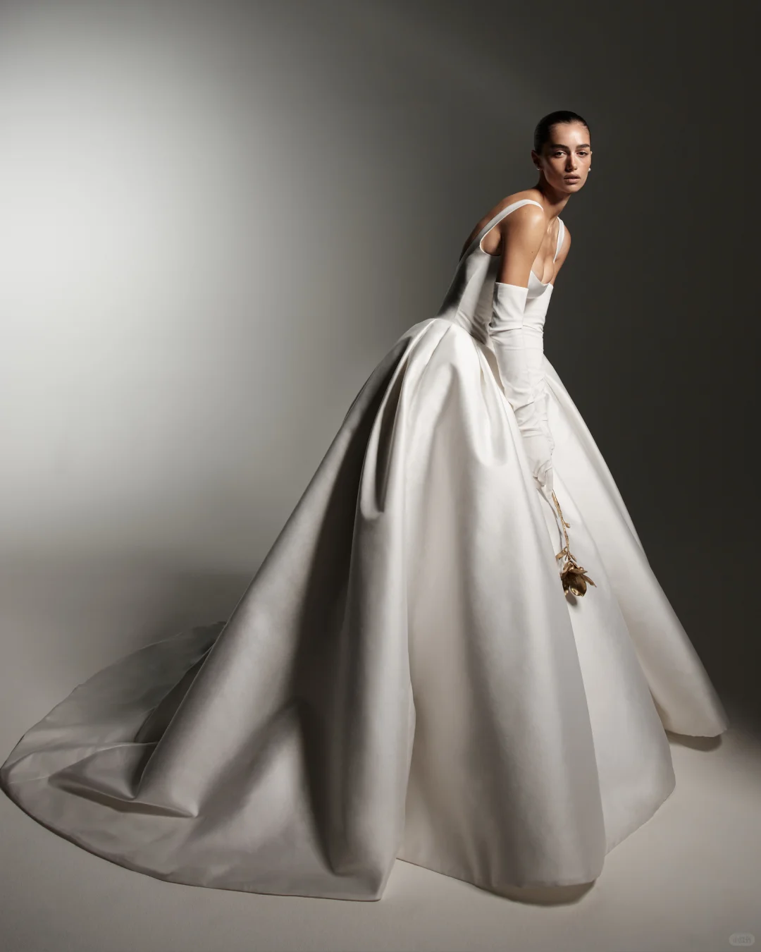 秀场积累 | 2026春夏MoniqueLhuillier婚纱