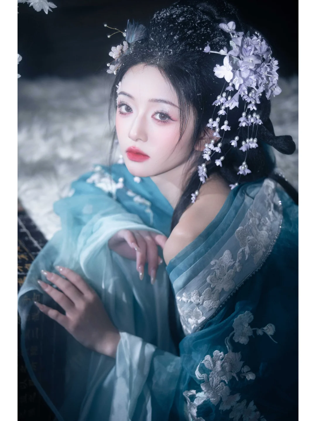 三更月,中庭恰照梨花雪🕊️冬日意境感写真